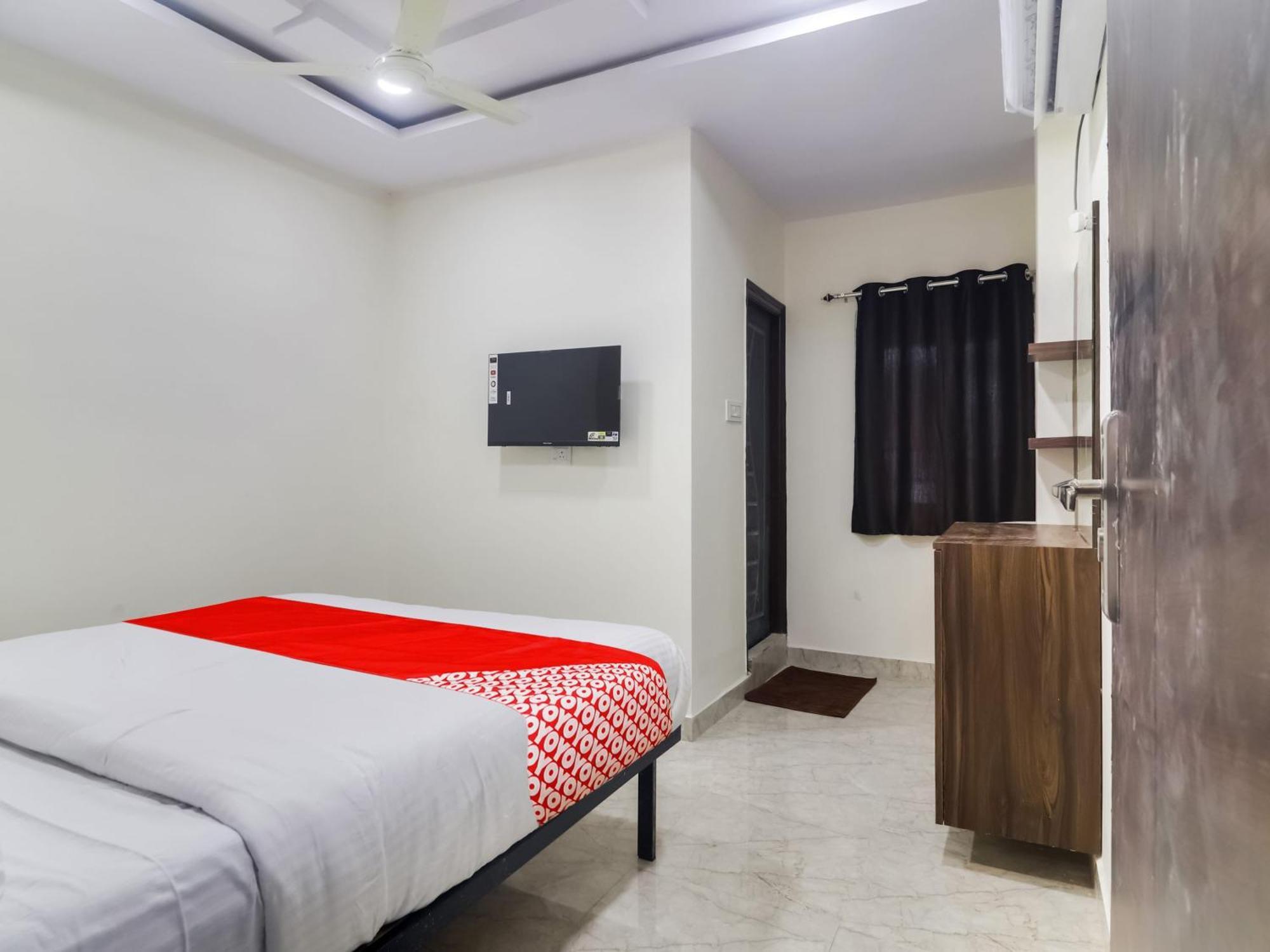 Hotel O Red Stone Hotels Гайдарабад Екстер'єр фото