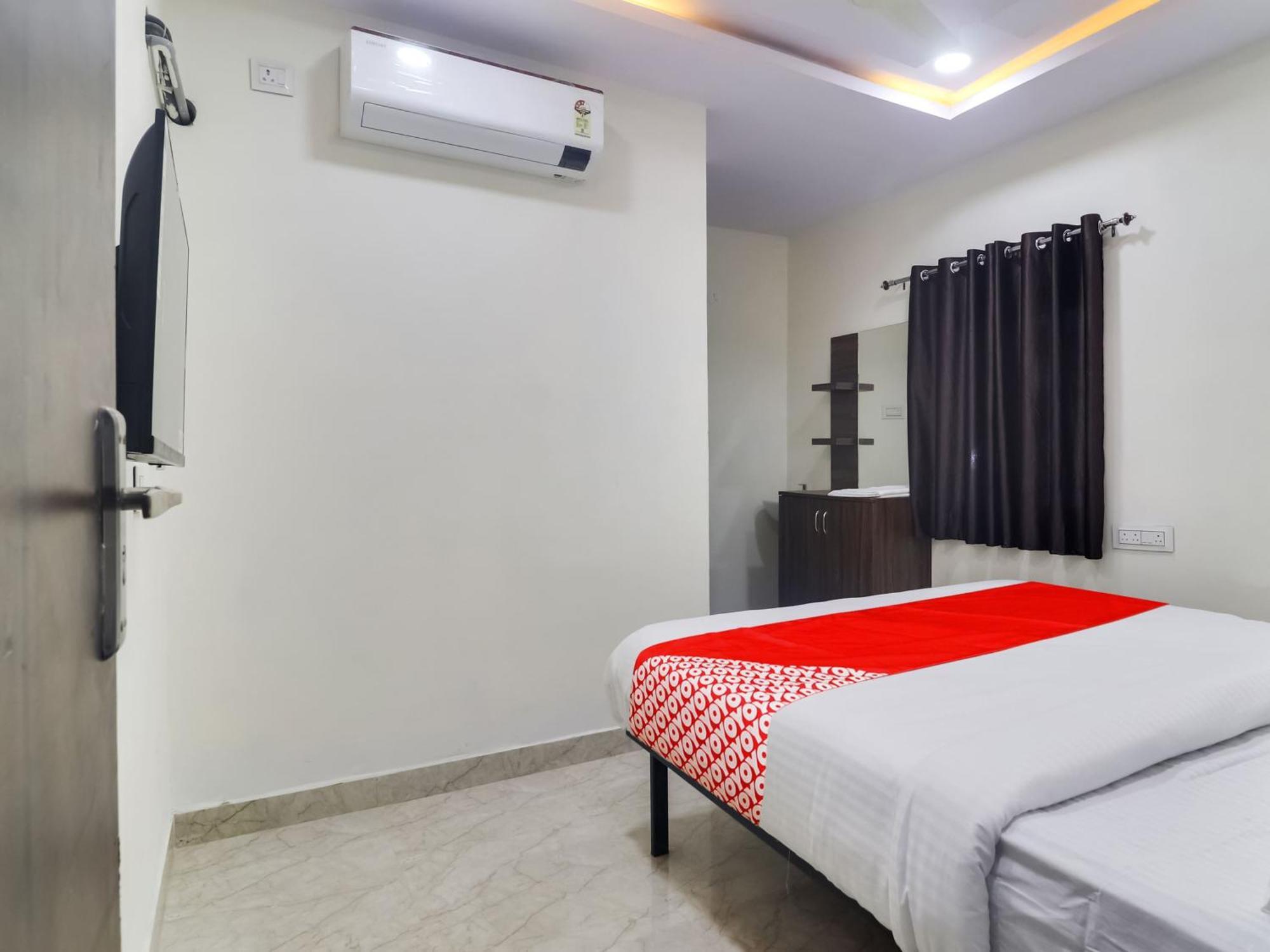 Hotel O Red Stone Hotels Гайдарабад Екстер'єр фото