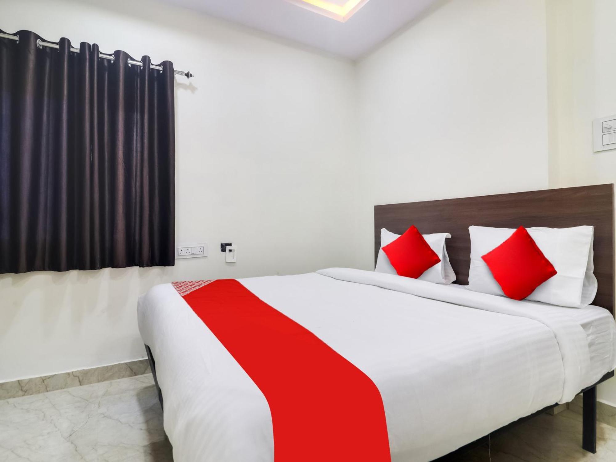 Hotel O Red Stone Hotels Гайдарабад Екстер'єр фото